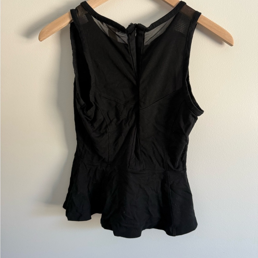 Banana republic sleeveless peplum tank - zip up back